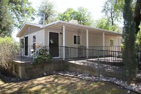 17773 Peterson, Redding, CA 96003 photo 2