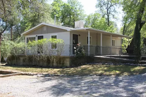 17773 Peterson, Redding, CA 96003 photo 1