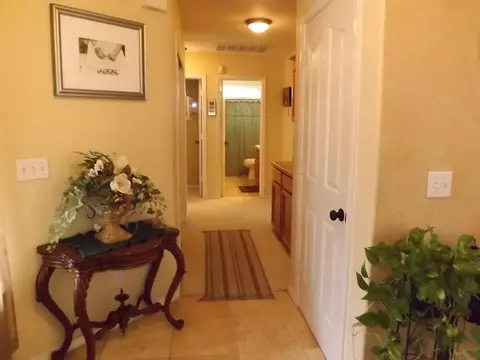 573 Reddington Dr, Redding, CA 96003 photo 6
