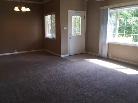1100 A St, Redding, CA 96002 photo 3