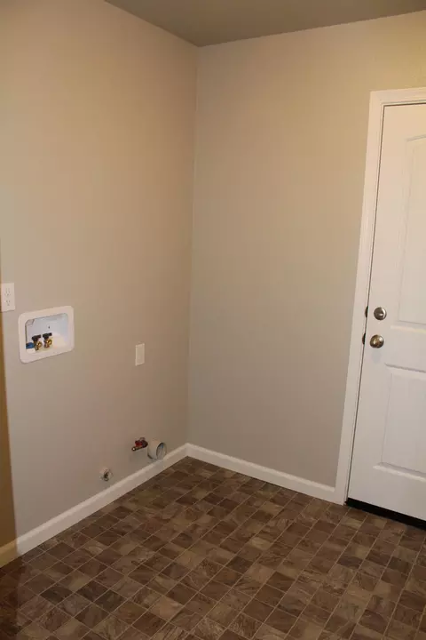 7271 Legacy Ct, Redding, CA 96001 photo 10