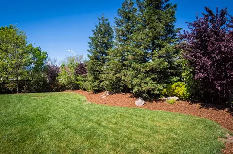 3680 Seasons Ct, Redding, CA 96001 photo 28