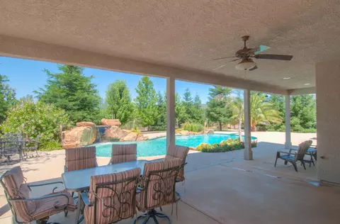 13195 Tierra Oaks Dr, Redding, CA 96003 photo 8