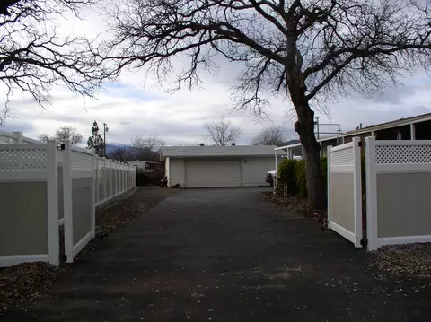 1066 Deodar Way, Redding, CA 96003 photo 12