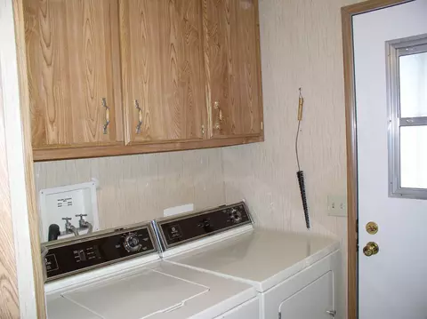 1066 Deodar Way, Redding, CA 96003 photo 10