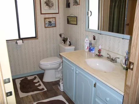 1066 Deodar Way, Redding, CA 96003 photo 8