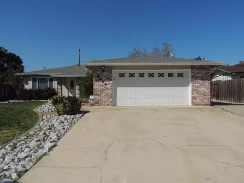 6644 El Camino Dr, Redding, CA 96001 photo 2