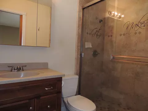 6644 El Camino Dr, Redding, CA 96001 photo 14