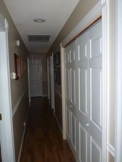 6644 El Camino Dr, Redding, CA 96001 photo 5