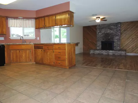 6644 El Camino Dr, Redding, CA 96001 photo 6