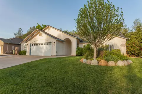 1052 Montclair Dr, Redding, CA 96003 photo 33