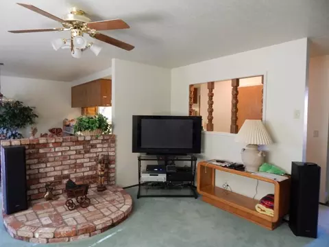 321 Woodhill Dr, Redding, CA 96003 photo 7