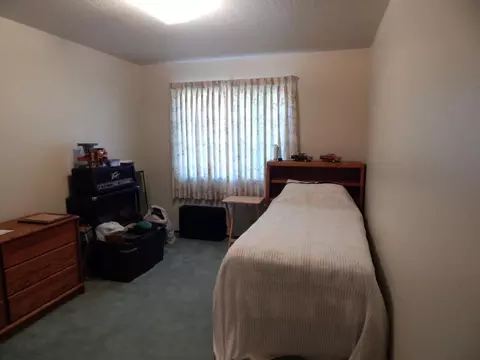 321 Woodhill Dr, Redding, CA 96003 photo 13