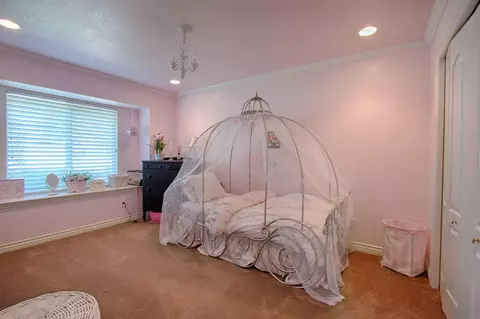 2551 El Verano St, Redding, CA 96002 photo 19