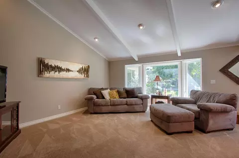 2551 El Verano St, Redding, CA 96002 photo 18