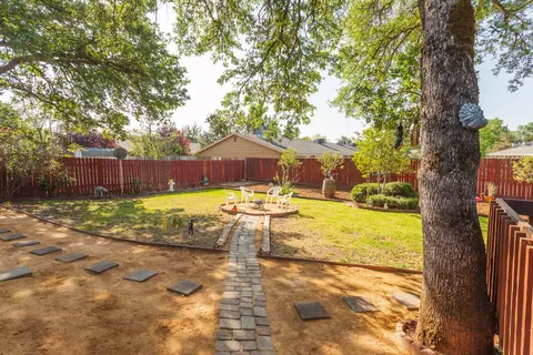 2713 Camulos Way, Redding, CA 96002 photo 29