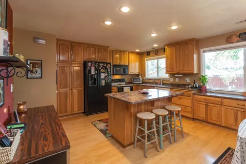 2713 Camulos Way, Redding, CA 96002 photo 13