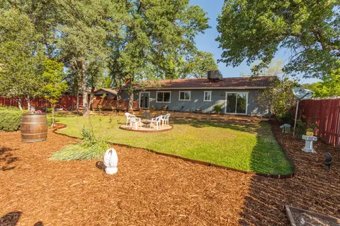 2713 Camulos Way, Redding, CA 96002 photo 32