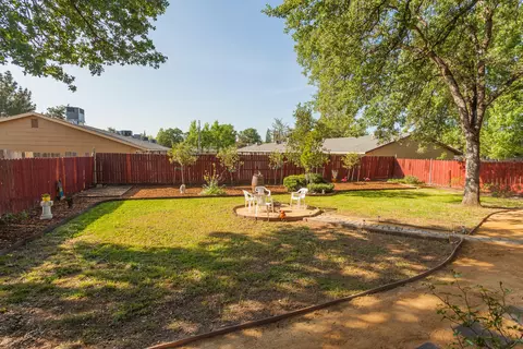 2713 Camulos Way, Redding, CA 96002 photo 31