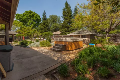 4362 Brittany Dr, Redding, CA 96002 photo 27
