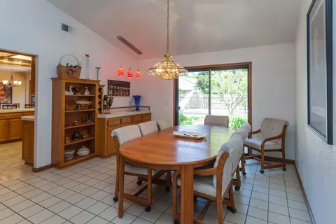 4362 Brittany Dr, Redding, CA 96002 photo 7