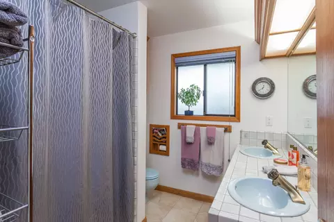 4362 Brittany Dr, Redding, CA 96002 photo 17