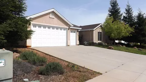 2058 Tarmac Rd, Redding, CA 96003 photo 2