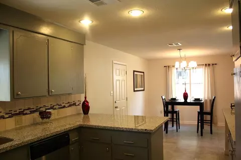 2253 Wilson Ave, Redding, CA 96002 photo 4
