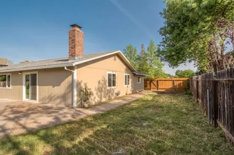 2253 Wilson Ave, Redding, CA 96002 photo 30