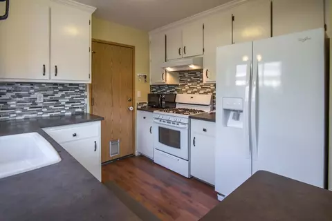 1875 Bembow Dr, Redding, CA 96002 photo 3