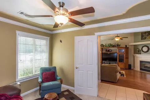 3992 Meadow Oak Way, Redding, CA 96002 photo 10