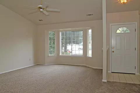 3263 Forest Homes Dr, Redding, CA 96002 photo 4