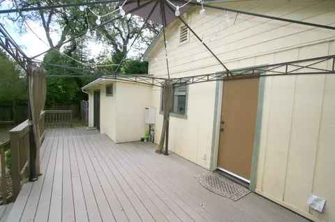 5781 Live Oak Ln, Redding, CA 96001 photo 12