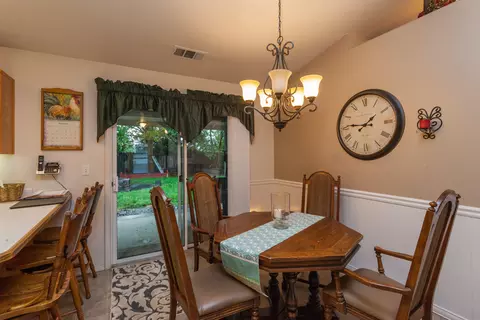 1456 Hominy, Redding, CA 96003 photo 8