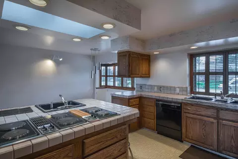 3500 Scenic Dr, Redding, CA 96001 photo 8