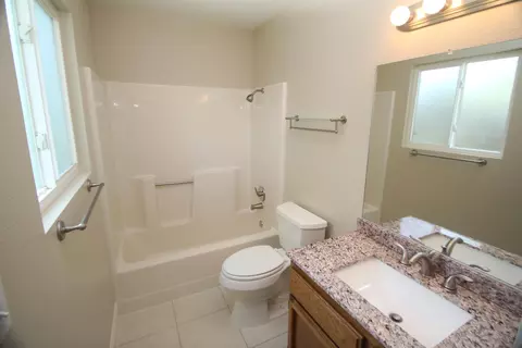 1098 Camelot Ct, Redding, CA 96003 photo 20
