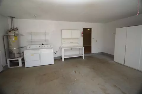 1098 Camelot Ct, Redding, CA 96003 photo 5