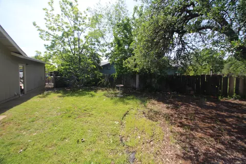 1098 Camelot Ct, Redding, CA 96003 photo 22