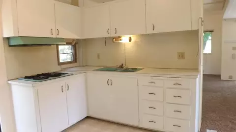 14805 Lamoine Dr, Redding, CA 96003 photo 6
