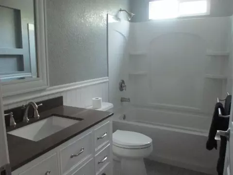 1826 Whaley Ct, Redding, CA 96003 photo 4
