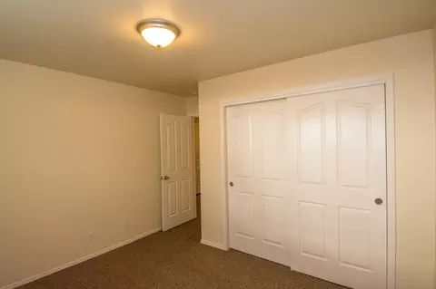 2437 Maywood, Redding, CA 96003 photo 31