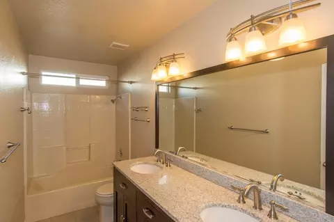 2437 Maywood, Redding, CA 96003 photo 26