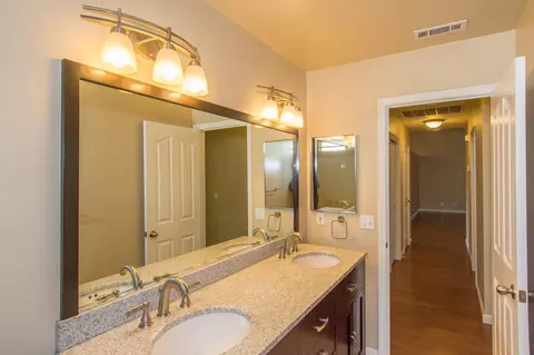 2437 Maywood, Redding, CA 96003 photo 27