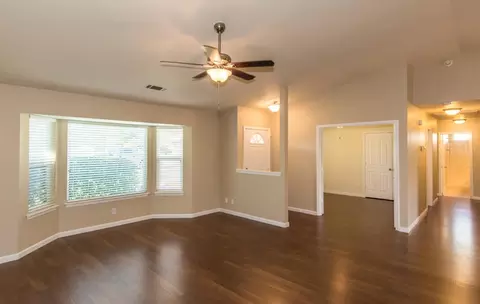 2437 Maywood, Redding, CA 96003 photo 4