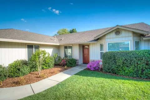 2437 Maywood, Redding, CA 96003 photo 2