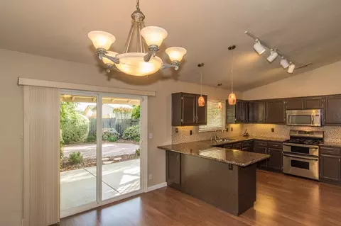 2437 Maywood, Redding, CA 96003 photo 14