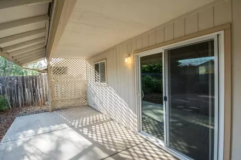 2437 Maywood, Redding, CA 96003 photo 36
