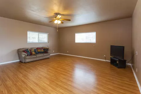 2815 Girvan Rd, Redding, CA 96001 photo 7