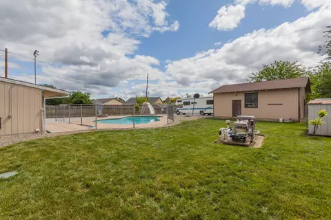 2815 Girvan Rd, Redding, CA 96001 photo 33
