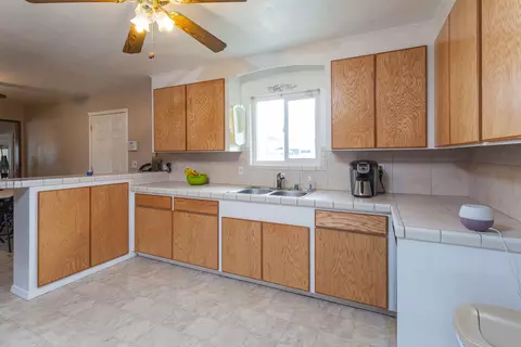 2815 Girvan Rd, Redding, CA 96001 photo 11